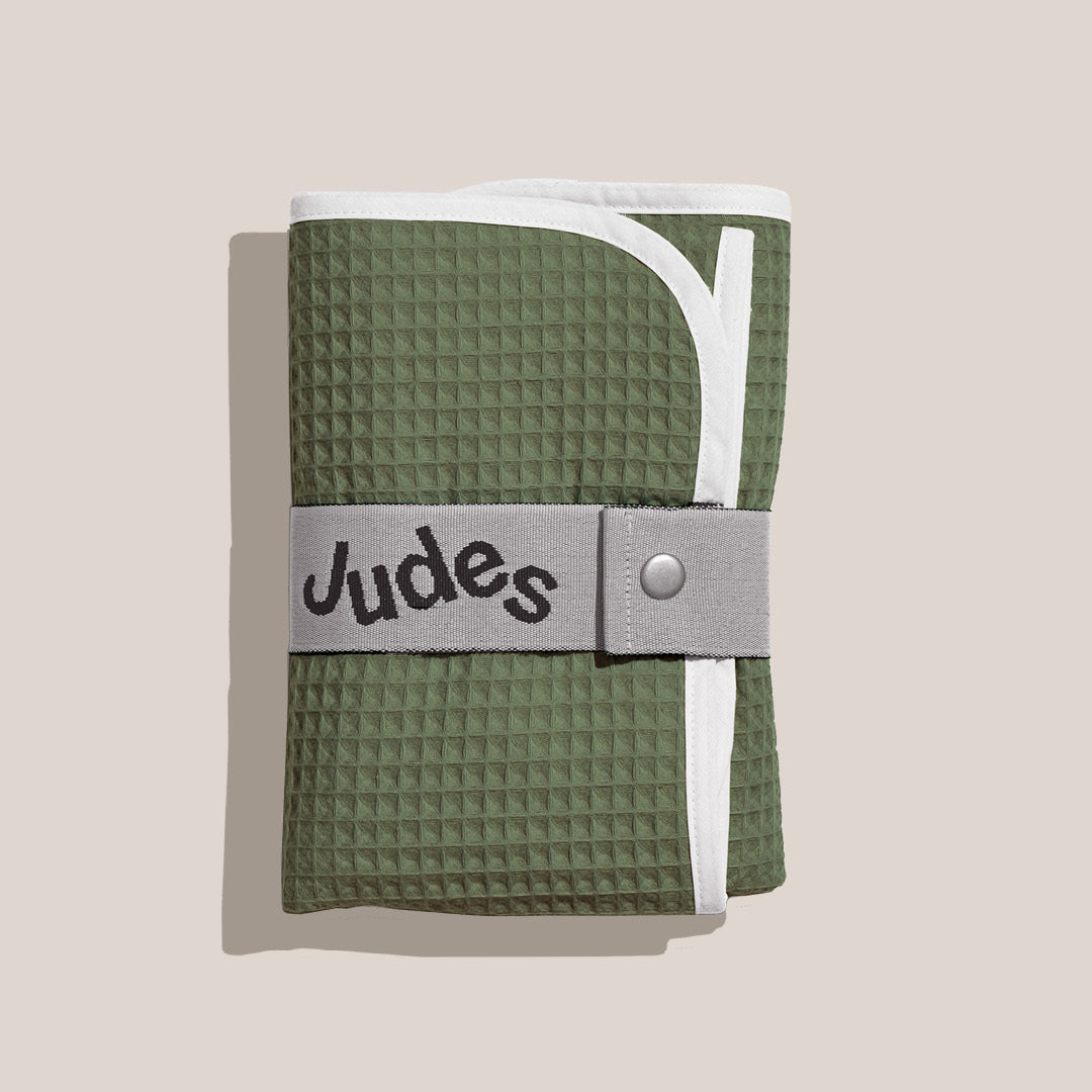 Changing Mat in Kale from Judes Family