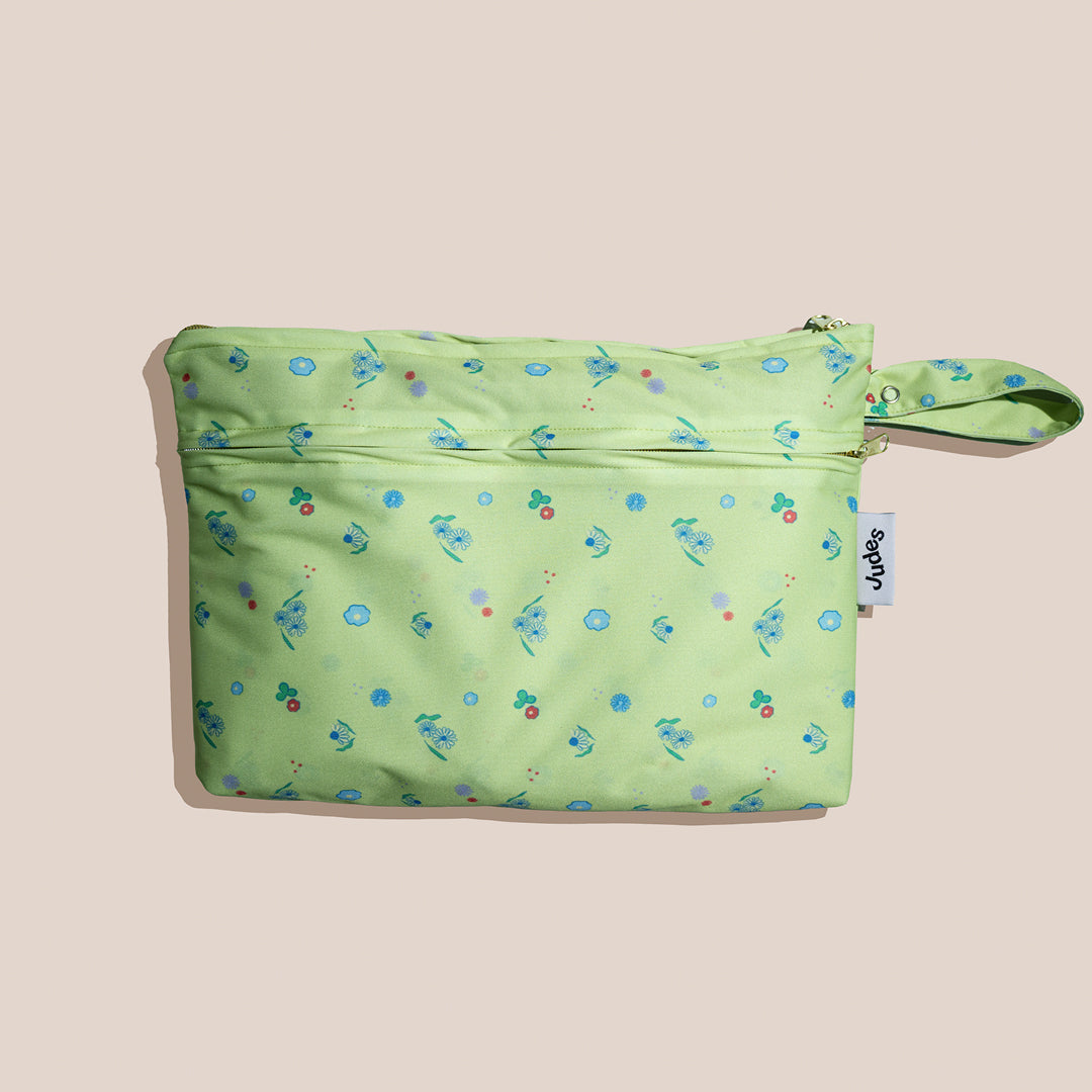 Small Wetbag Daisy Judes Family Cloth Diapers